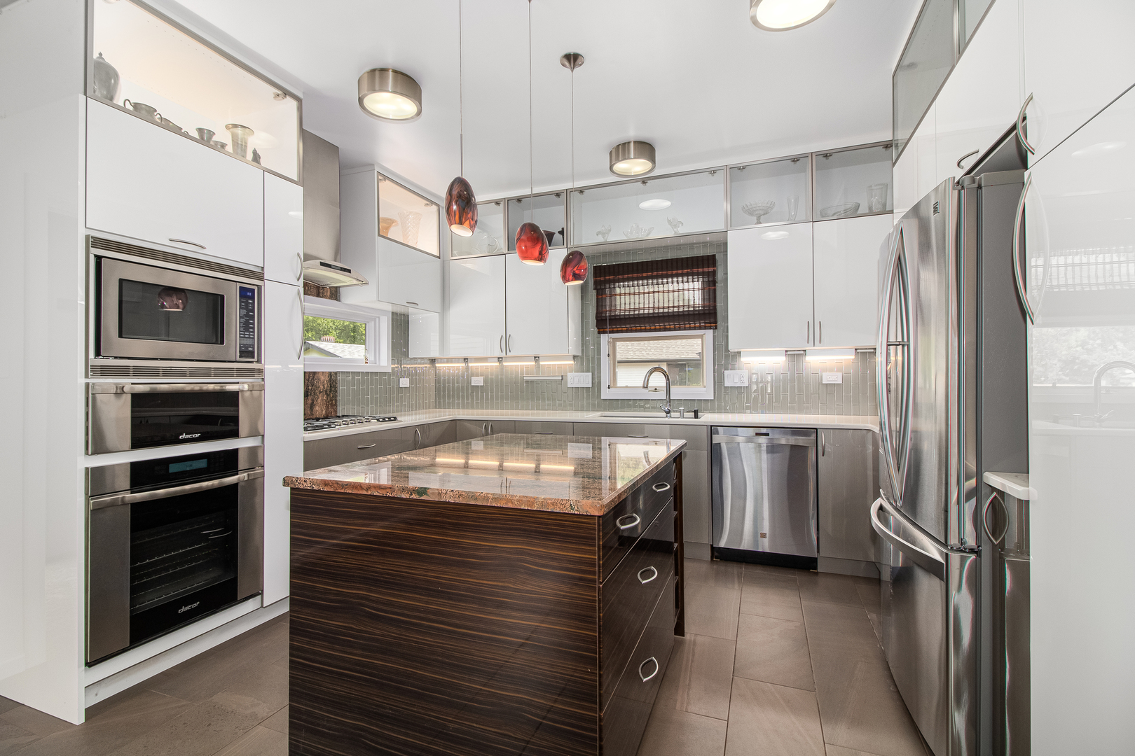 425 W Washington Street, West Chicago, IL 60185