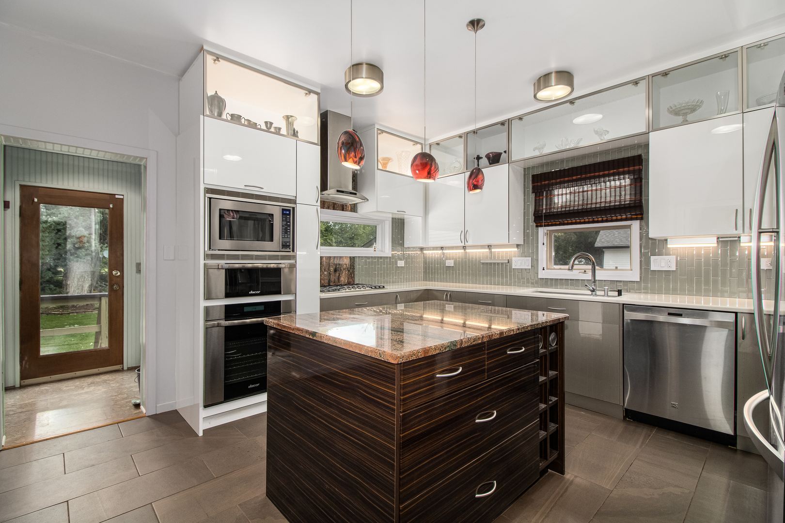 425 W Washington Street, West Chicago, IL 60185