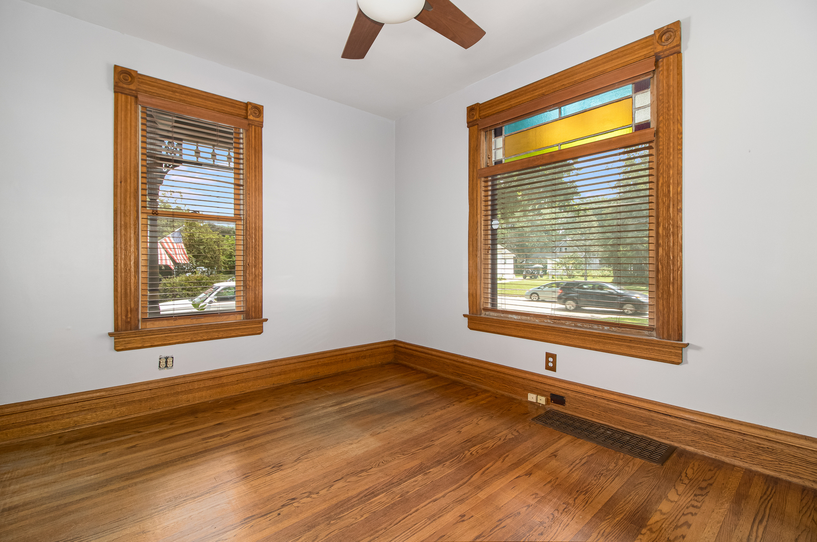 425 W Washington Street, West Chicago, IL 60185