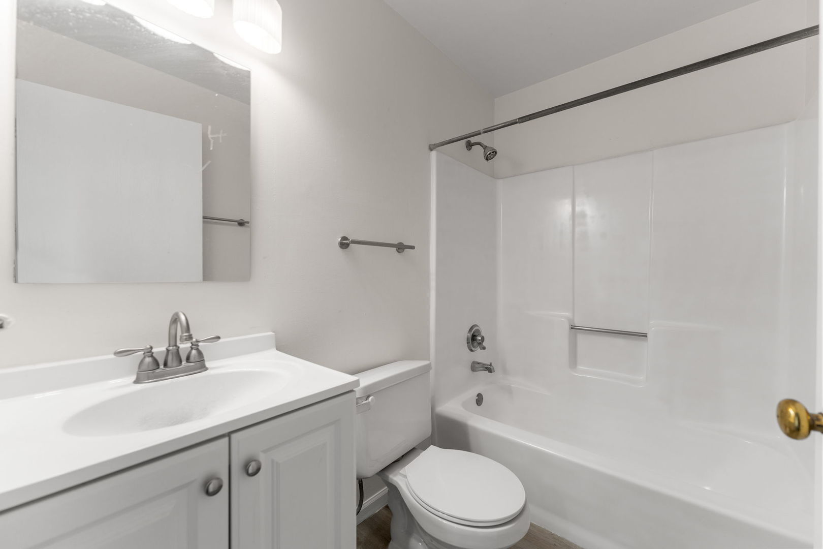 651 N Virginia Road #328, Crystal Lake, IL 60014