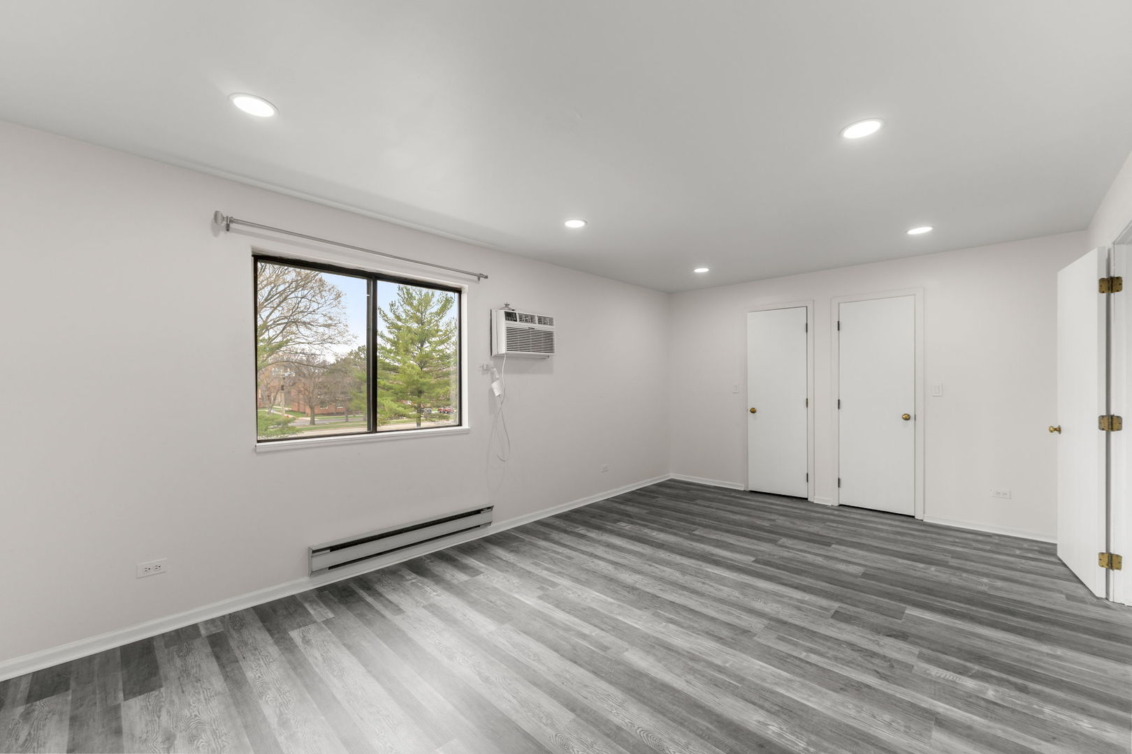 651 N Virginia Road #328, Crystal Lake, IL 60014