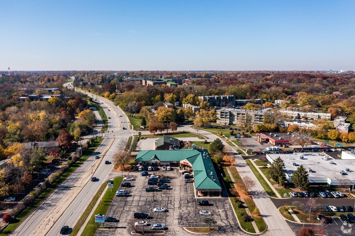 1600 Maple Avenue #D, Lisle, IL 60532