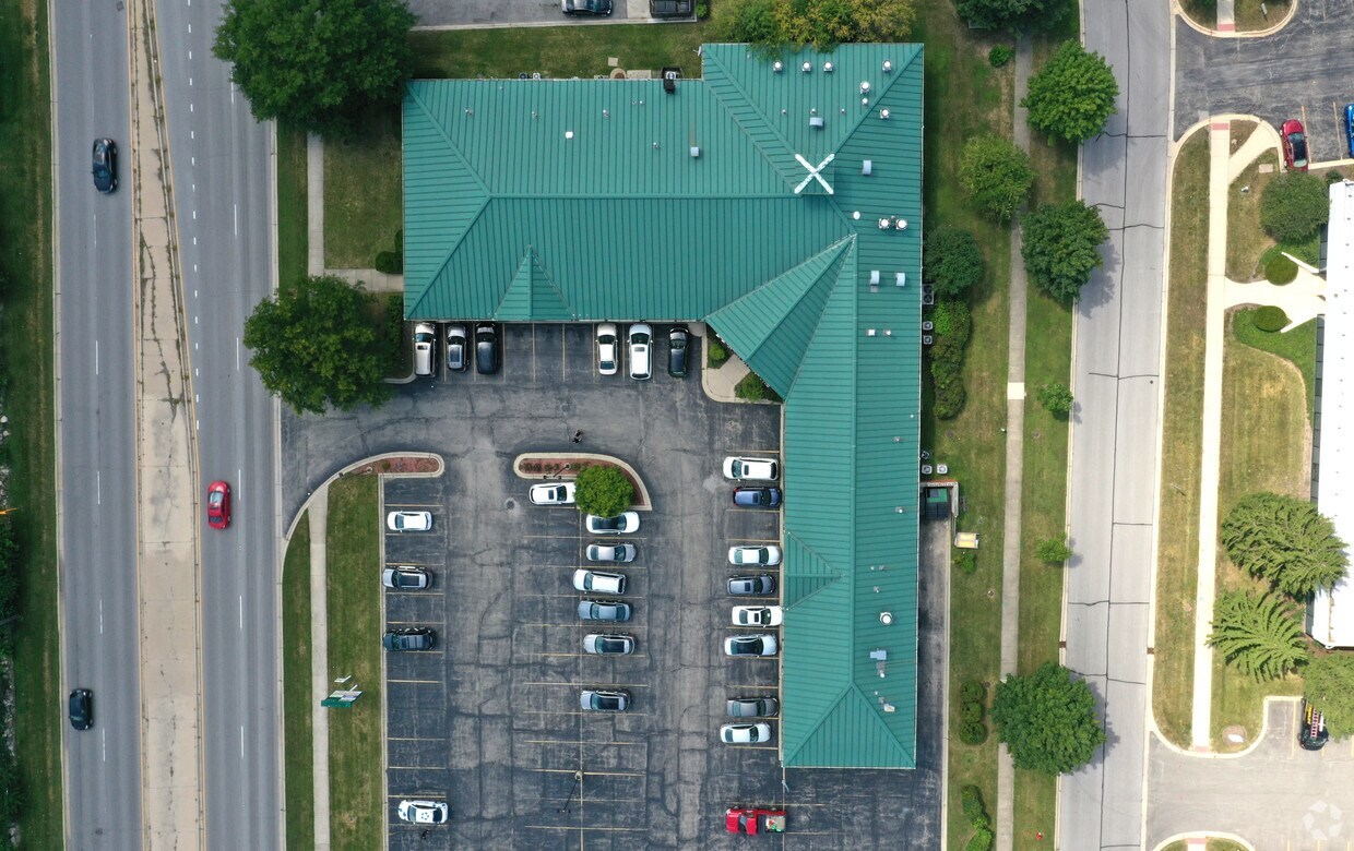 1600 Maple Avenue #D, Lisle, IL 60532