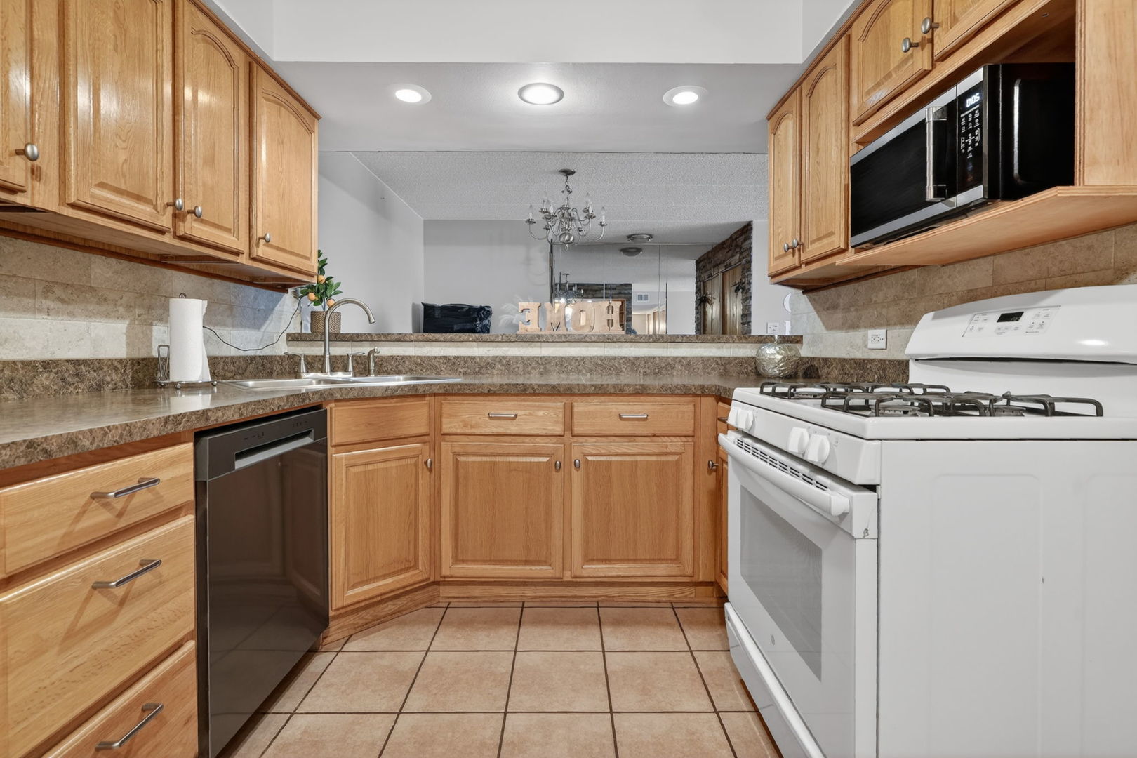 10571 Palos Place #B, Palos Hills, IL 60465