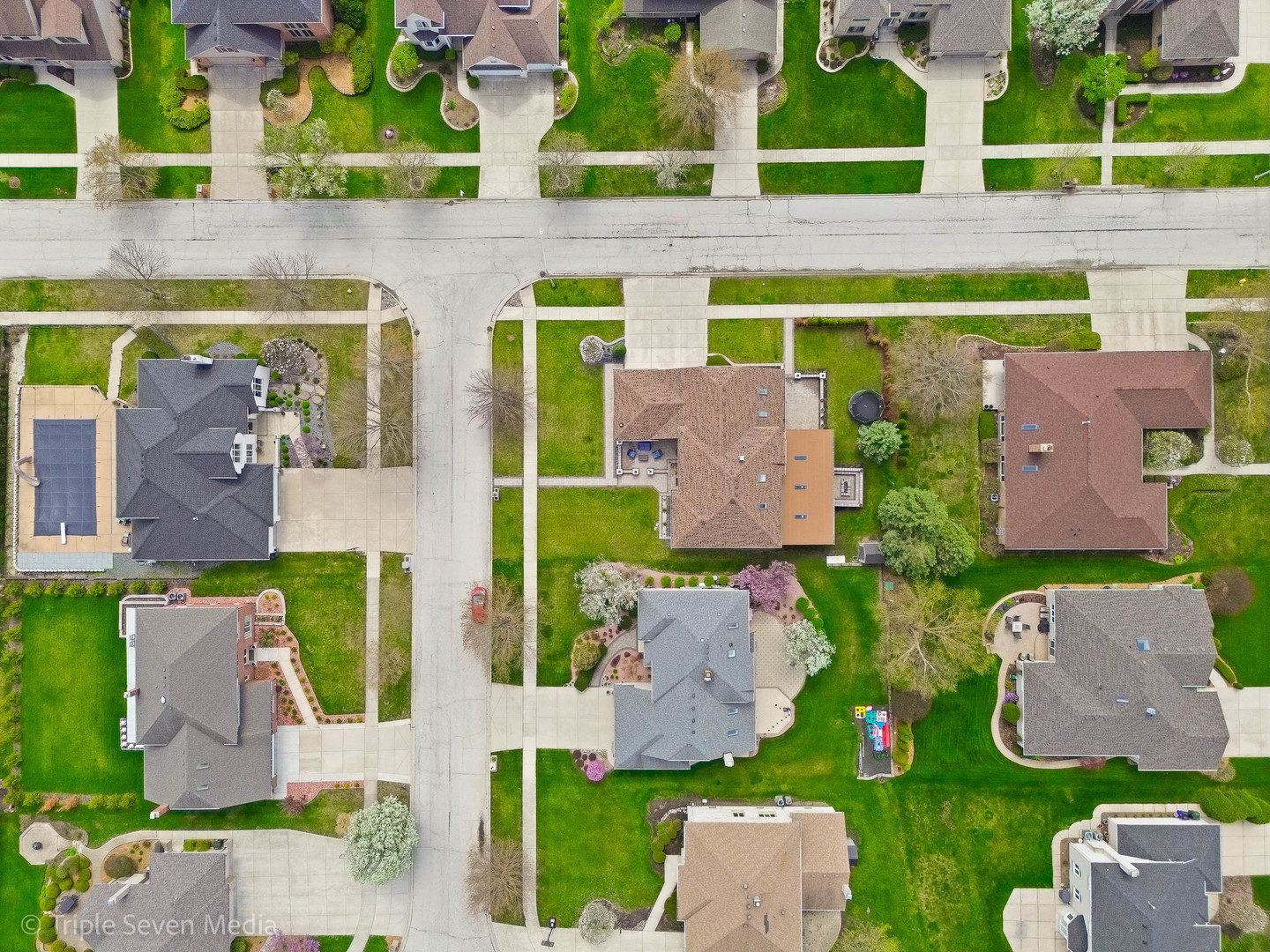 12600 Sheffield Court, Palos Park, IL 60464