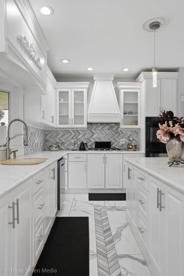 12600 Sheffield Court, Palos Park, IL 60464