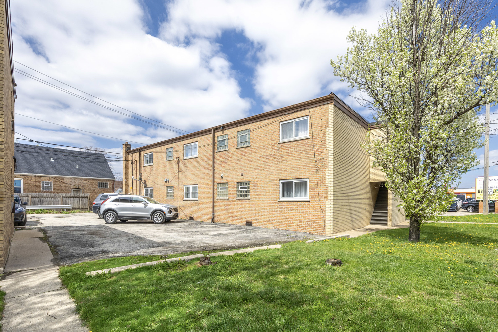 6200 S Harlem Avenue, Summit, IL 60501