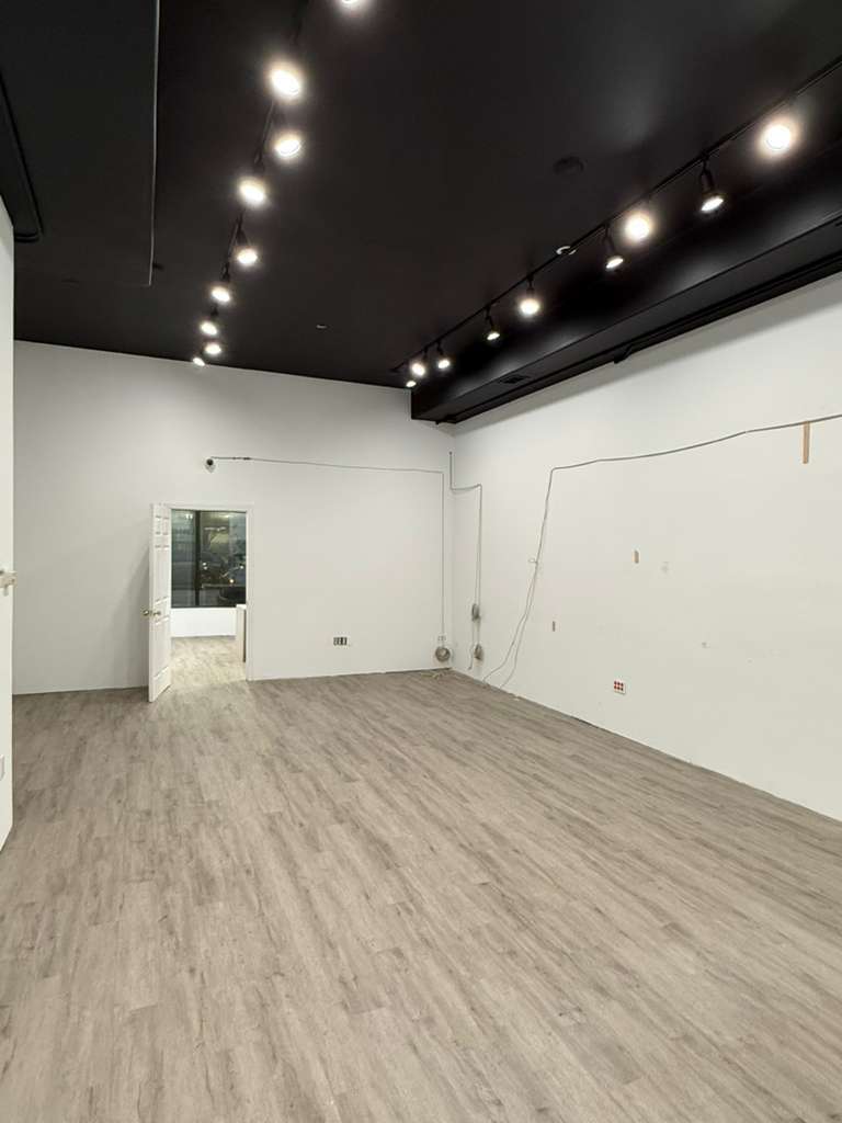 2650 N Halsted Street #Retail, Chicago, IL 60614