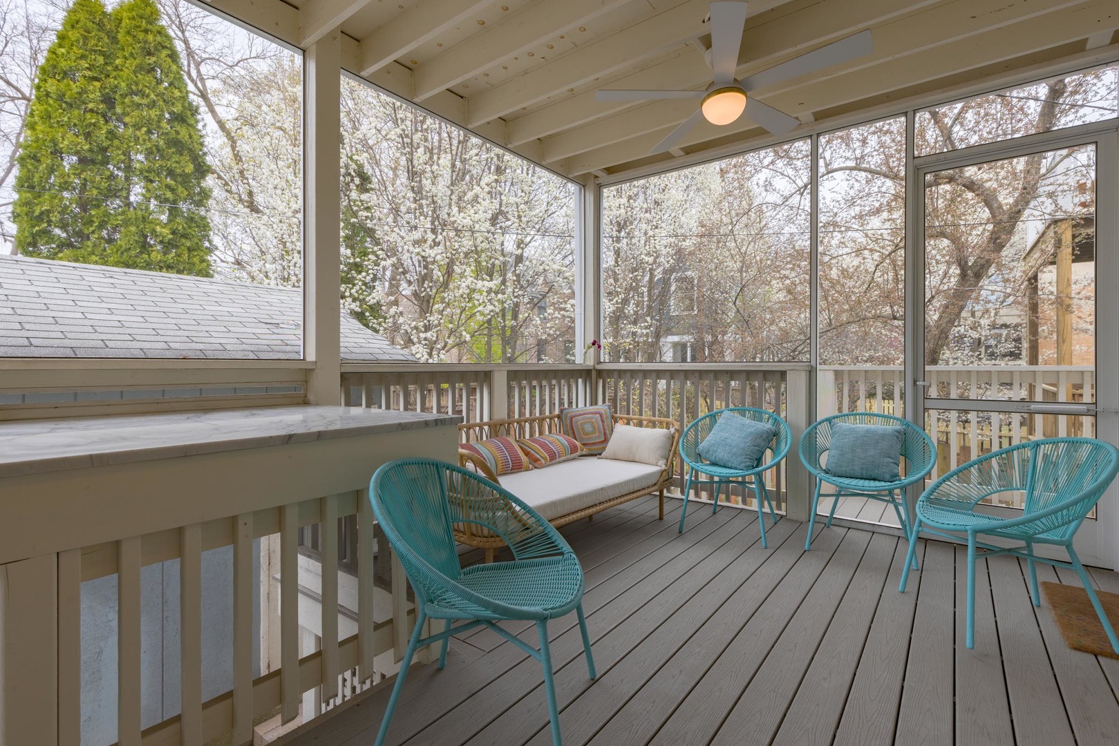 1220 E 57th Street, Chicago, IL 60637