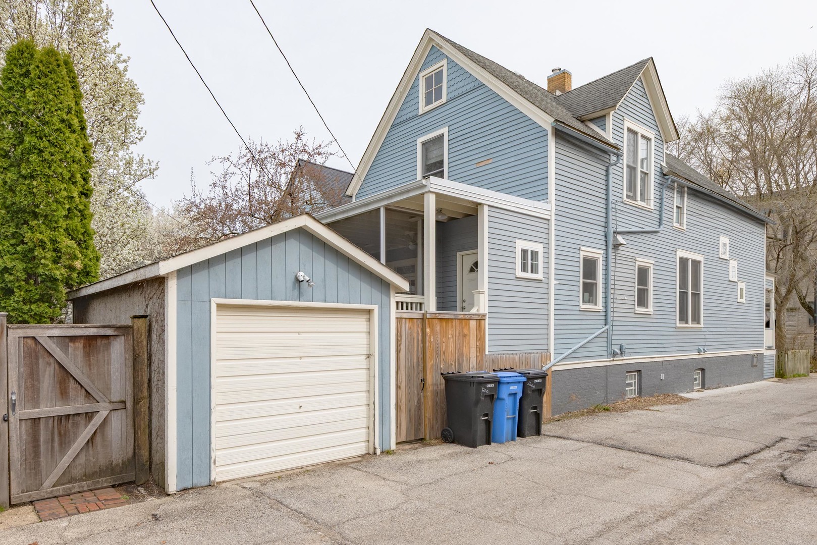 1220 E 57th Street, Chicago, IL 60637