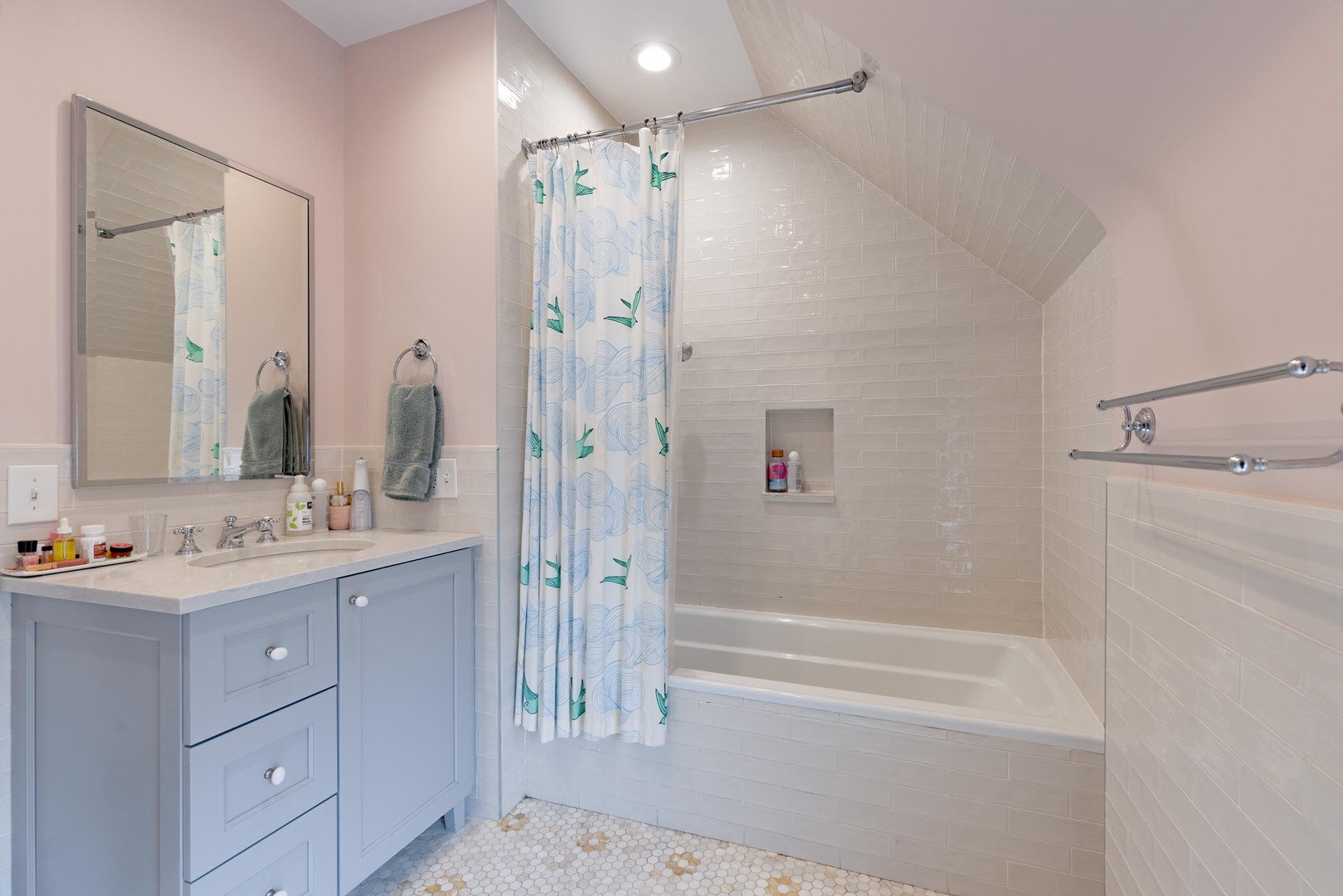 1220 E 57th Street, Chicago, IL 60637