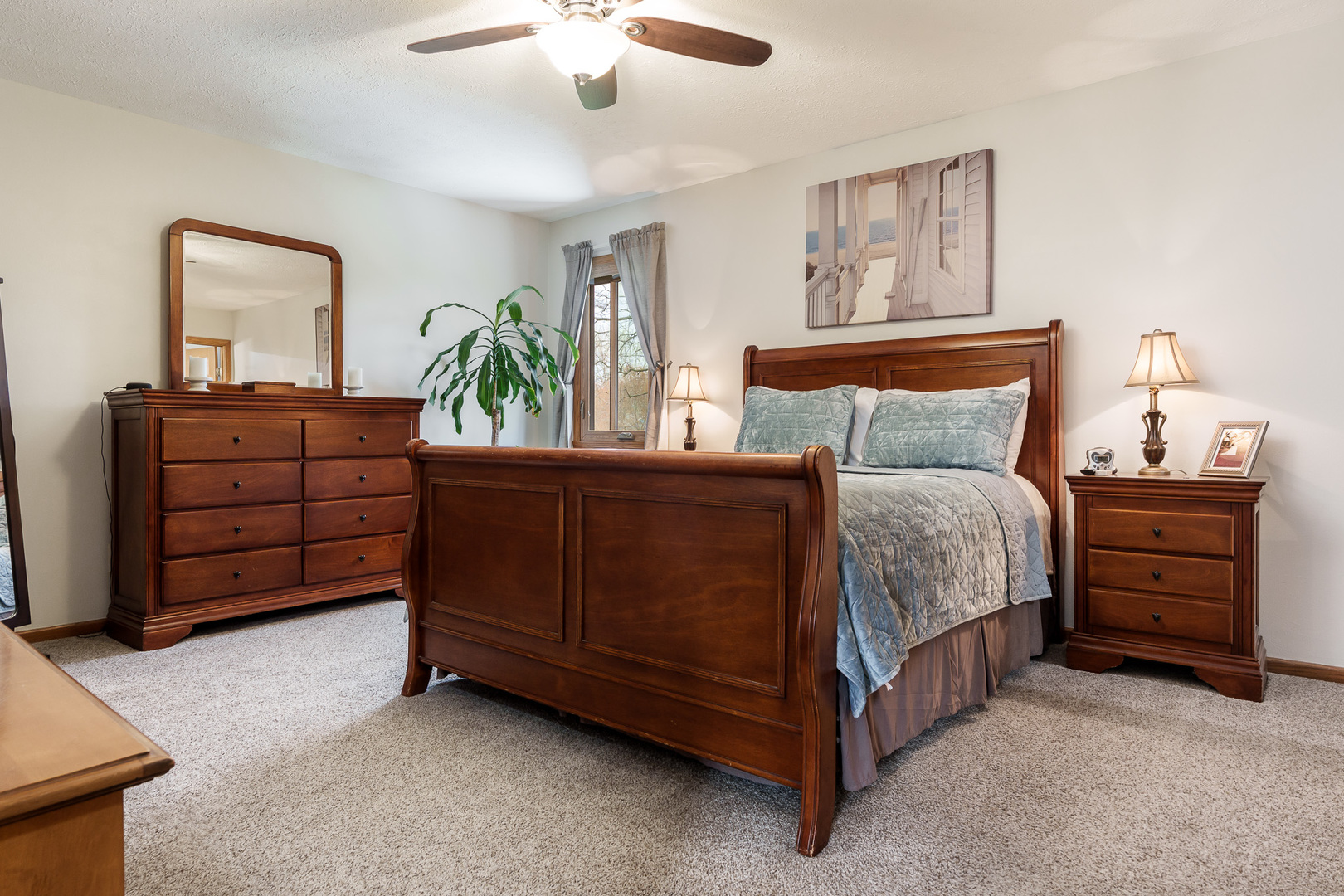 6658 Nestlewood Drive, Roscoe, IL 61073