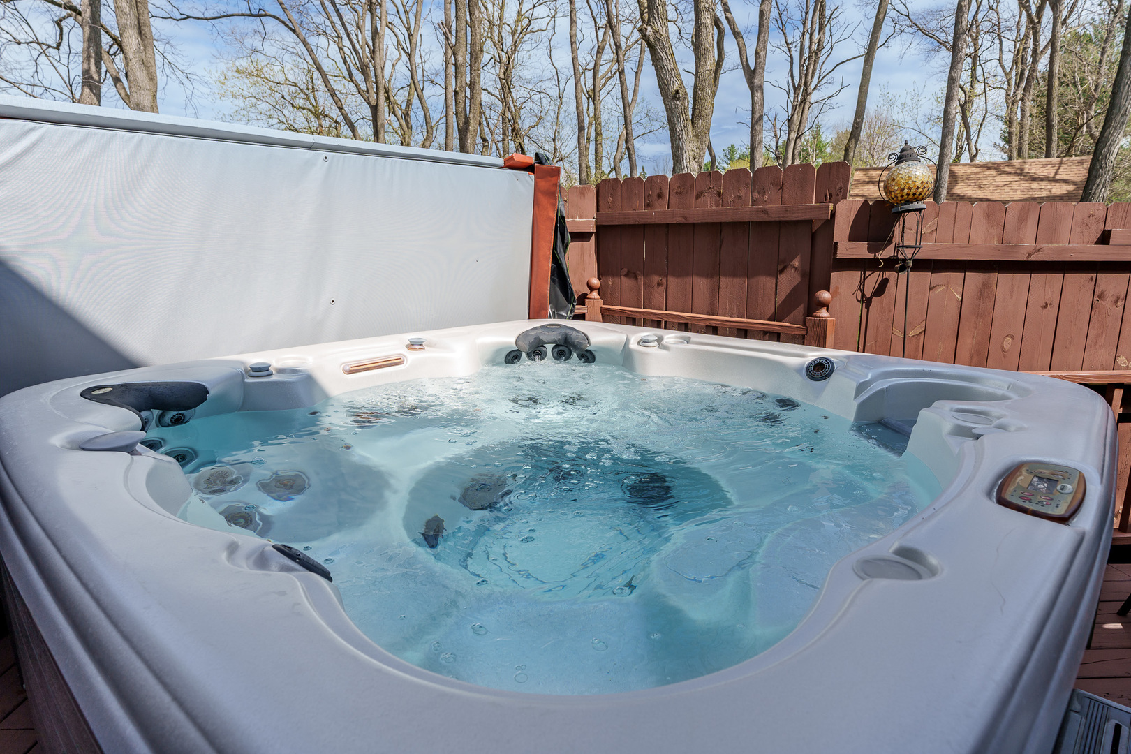 6658 Nestlewood Drive, Roscoe, IL 61073