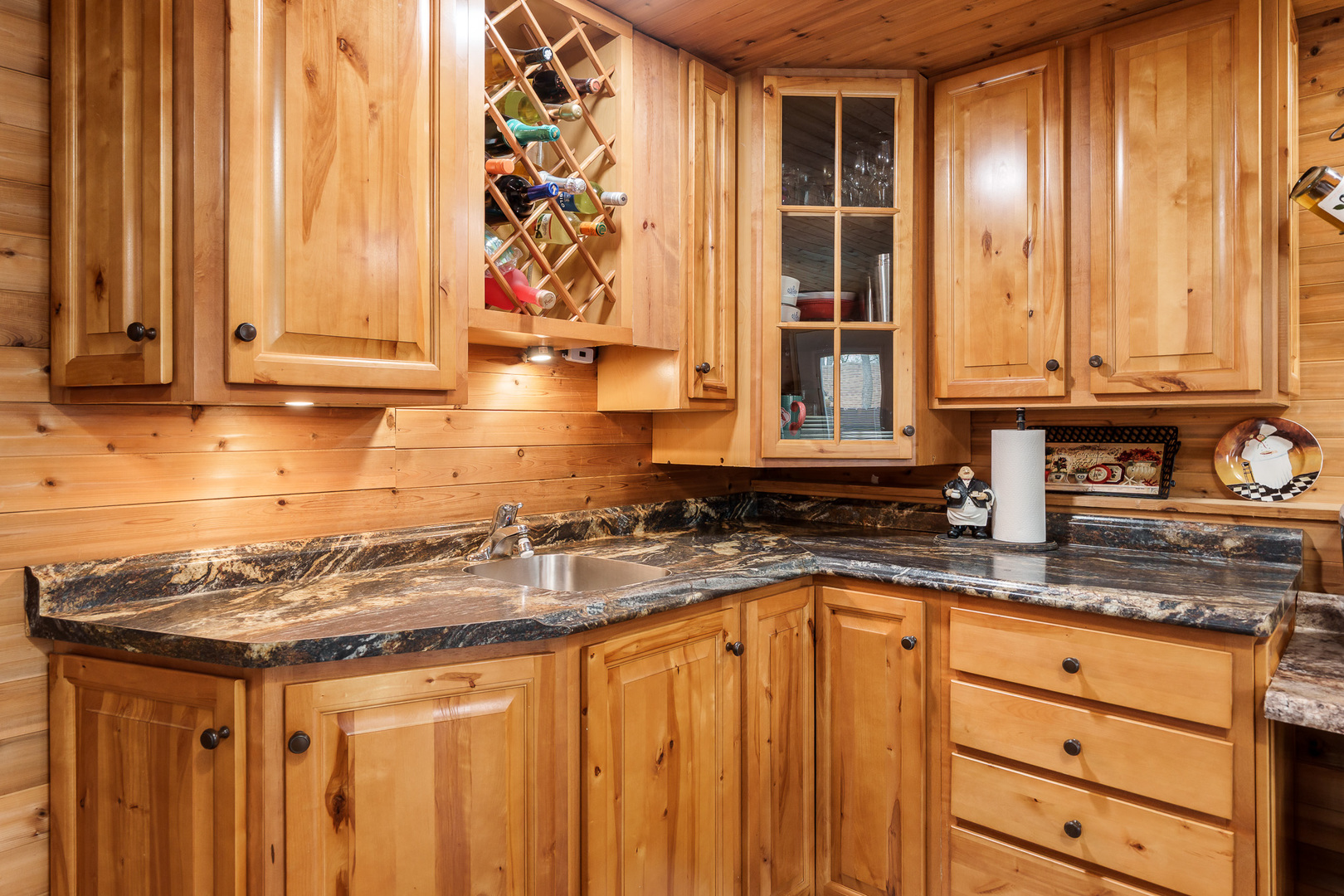 6658 Nestlewood Drive, Roscoe, IL 61073