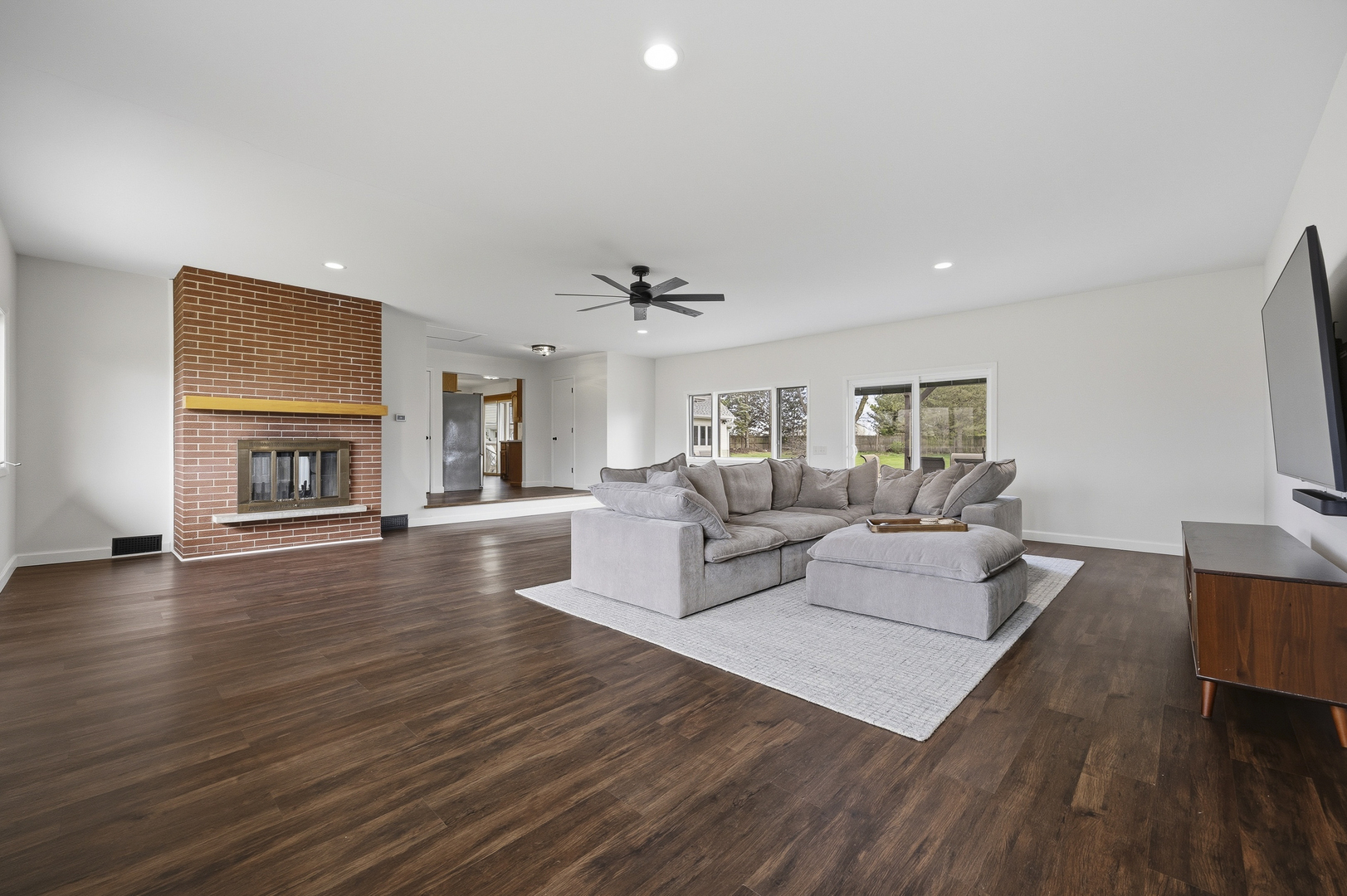 1818 Brickville Road, Sycamore, IL 60178