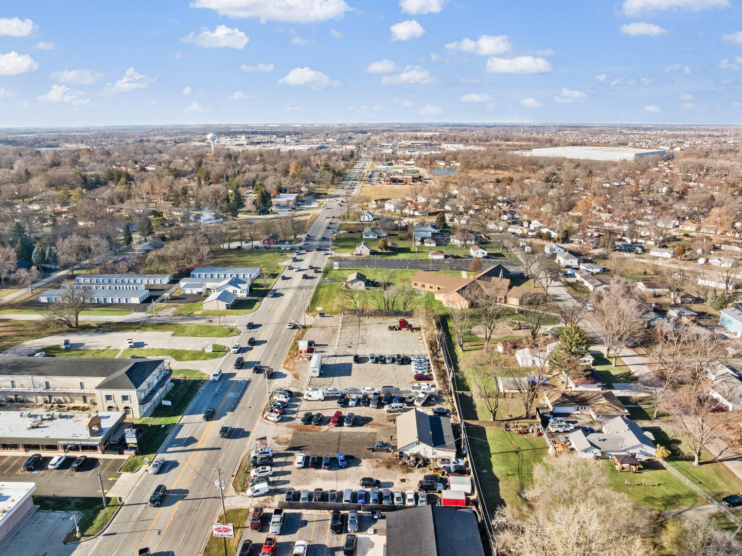2427 Plainfield Road, Crest Hill, IL 60435