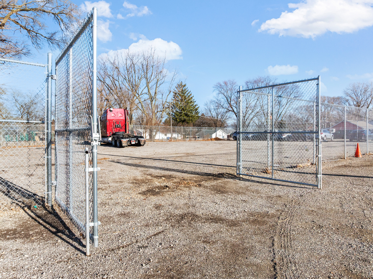 2427 Plainfield Road, Crest Hill, IL 60435