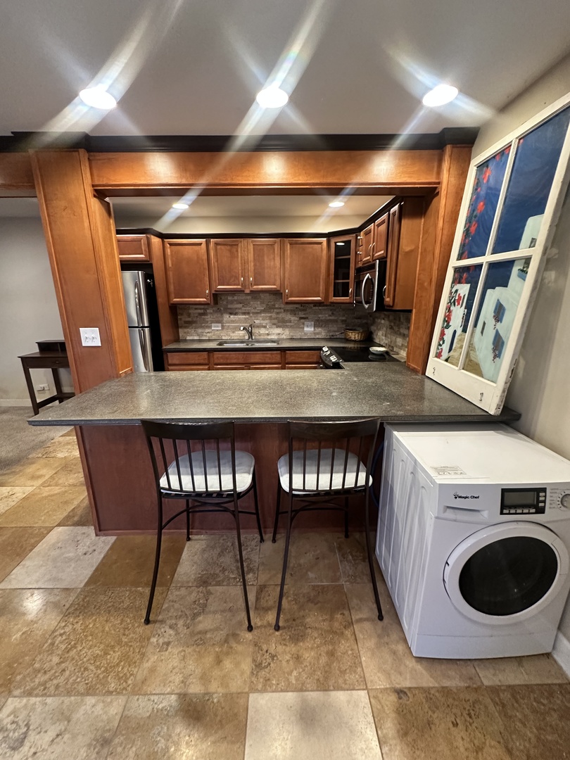 34 Montego Colony #1, Fox Lake, IL 60020