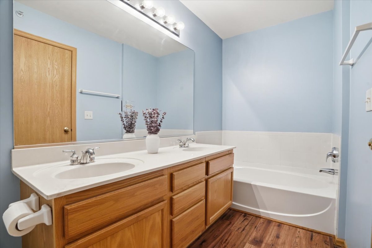 622 Key Largo Drive #622, Fox Lake, IL 60020