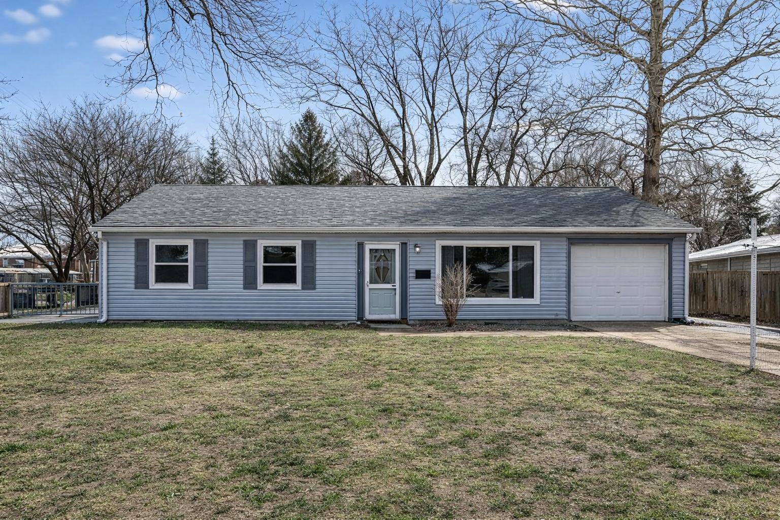 86 Circle Drive, Montgomery, IL 60538