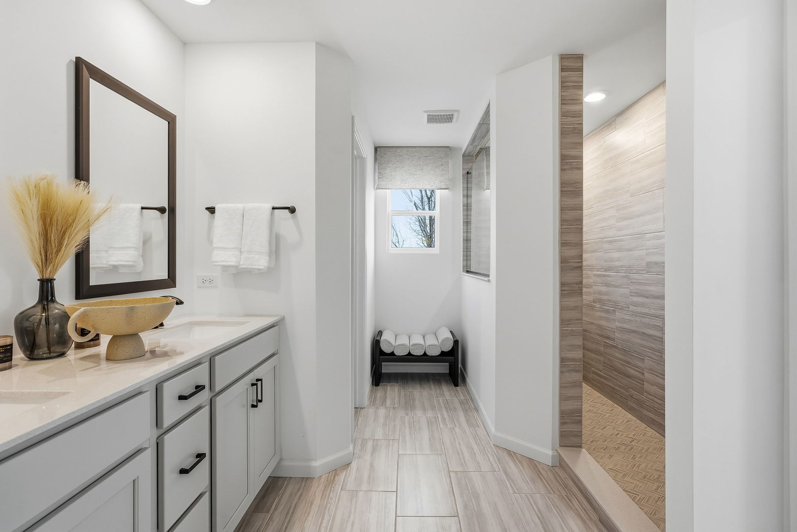 2752 Preserve Circle #13006, Aurora, IL 60502