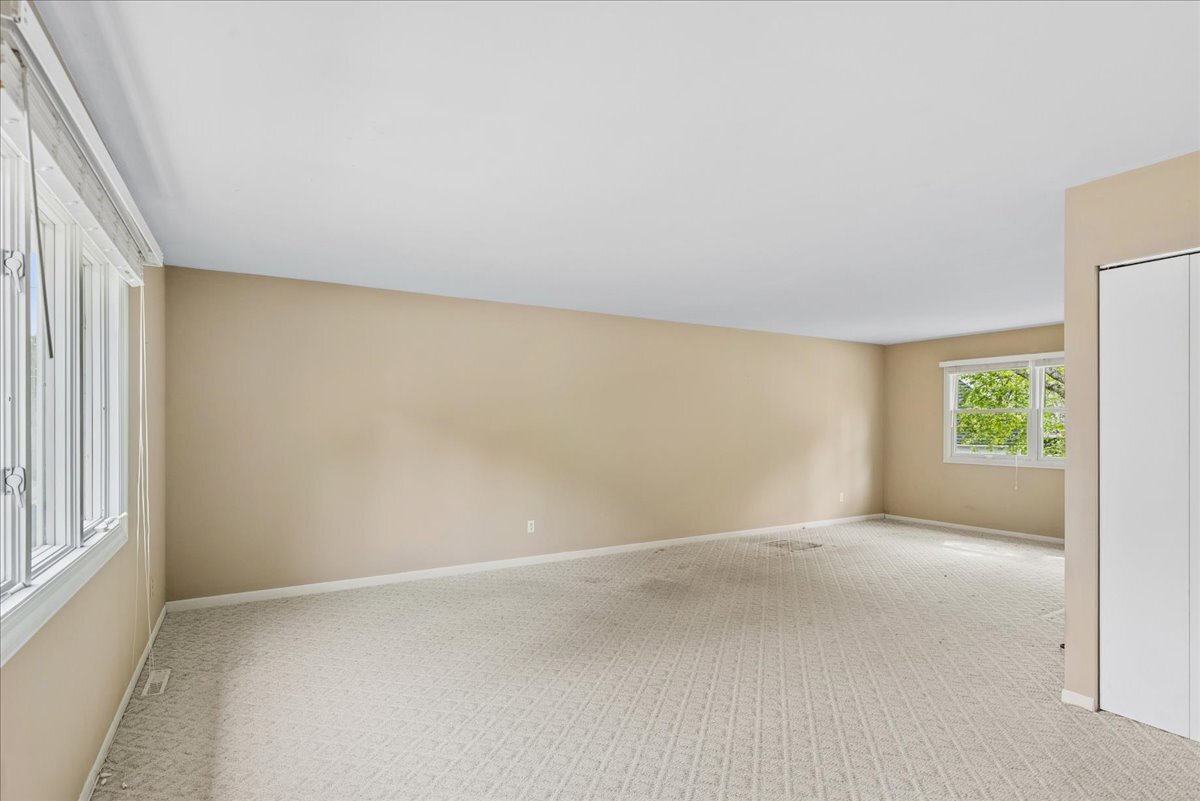 1631 Park Street, McHenry, IL 60050