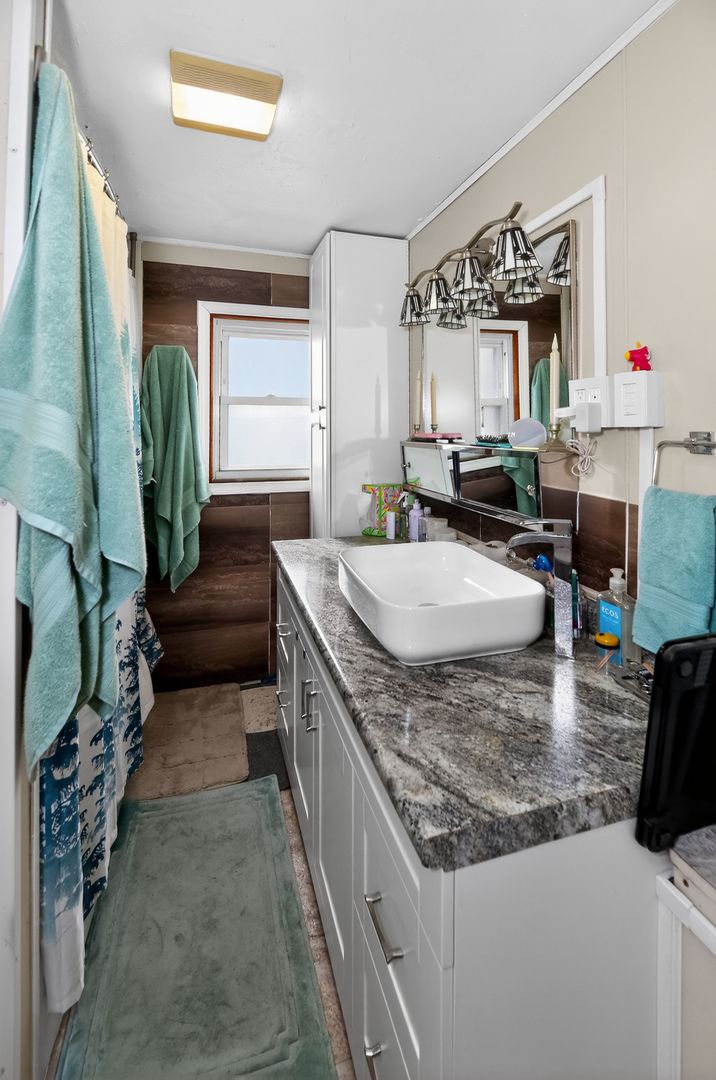 311 Marengo Road, Harvard, IL 60033