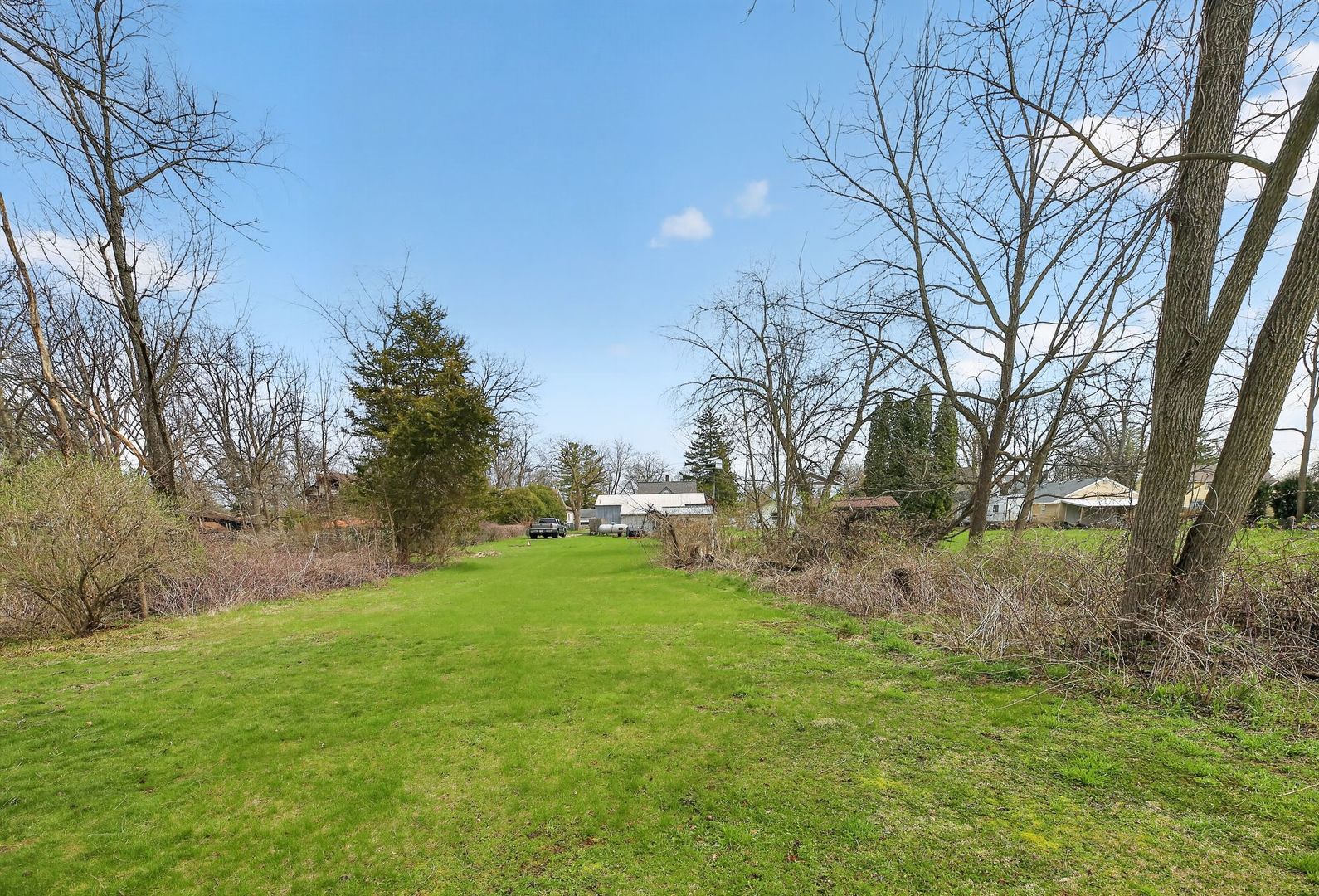 311 Marengo Road, Harvard, IL 60033