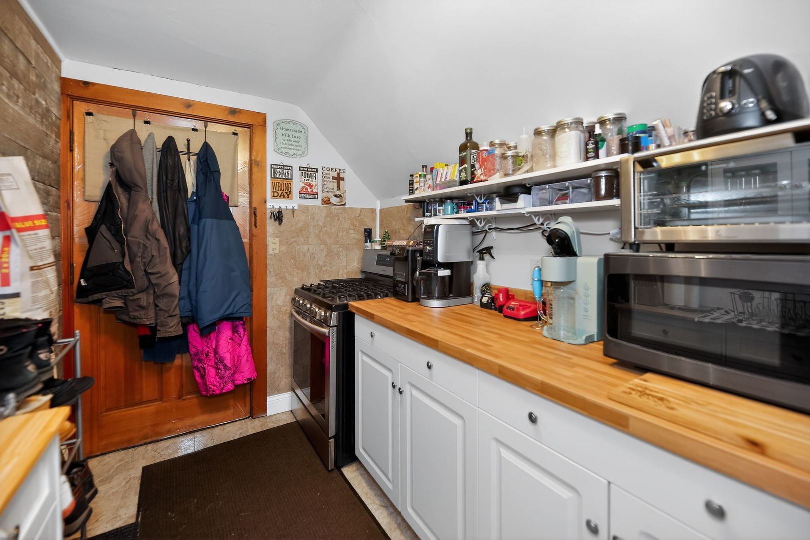 311 Marengo Road, Harvard, IL 60033