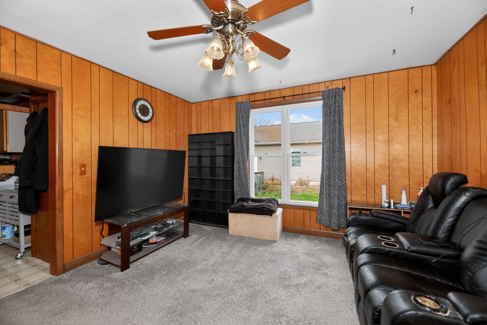 311 Marengo Road, Harvard, IL 60033