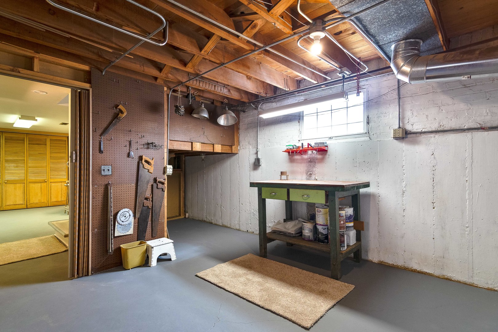 7701 W Rascher Avenue, Chicago, IL 60656