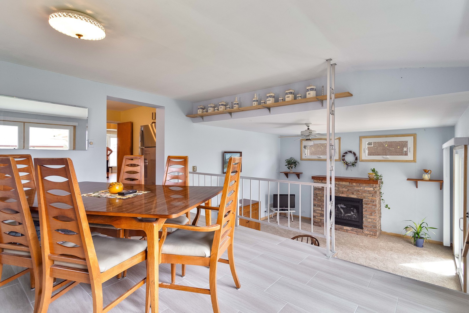 7701 W Rascher Avenue, Chicago, IL 60656