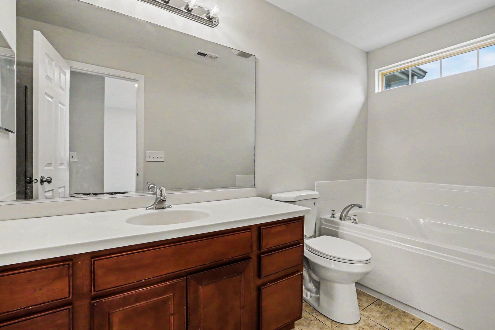 3704 Munson Street, Plano, IL 60545