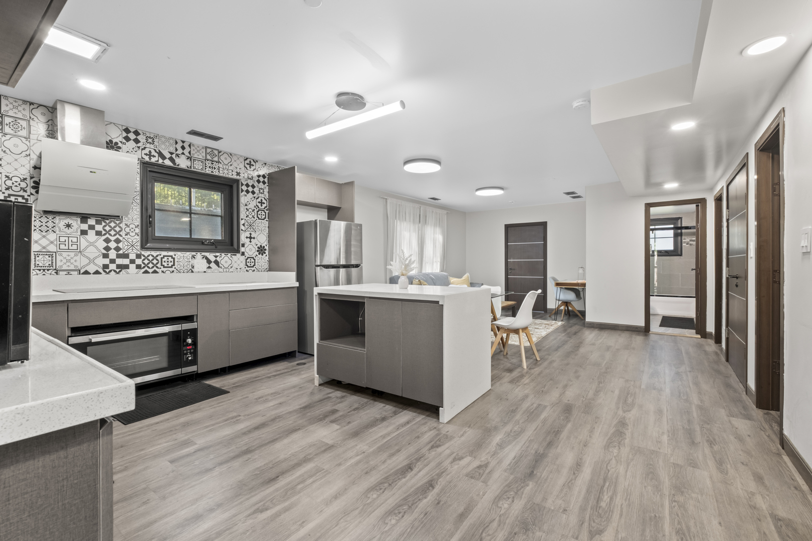 2307 Lake Street #2, Evanston, IL 60201