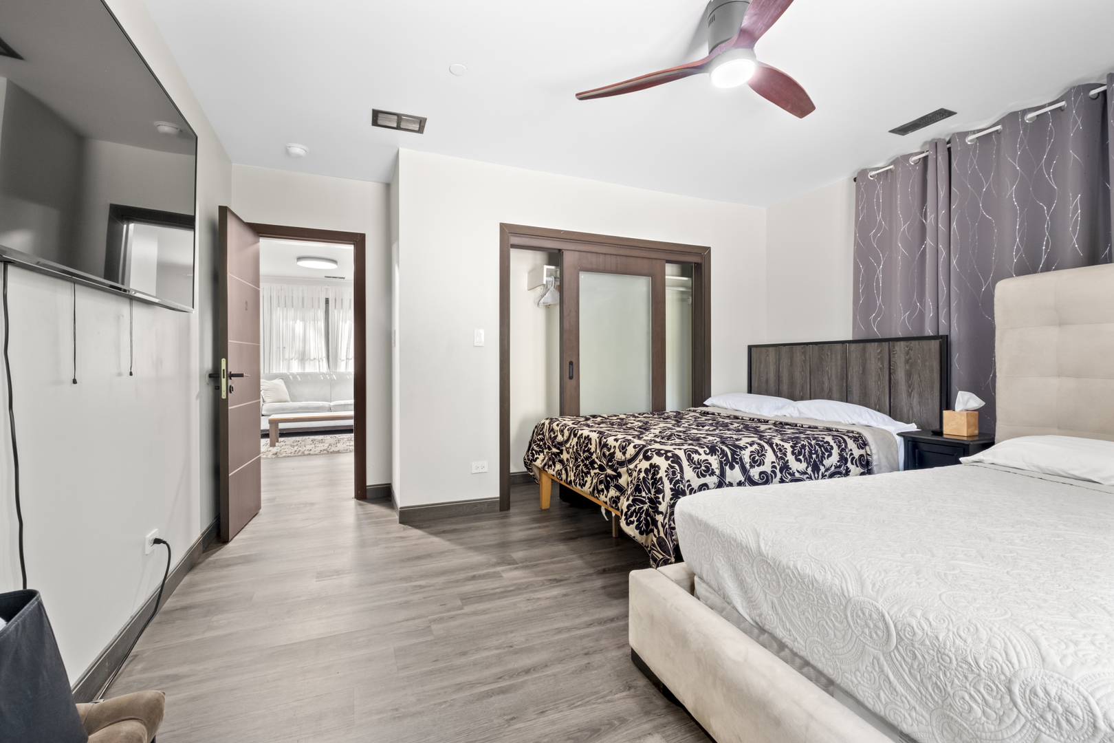 2307 Lake Street #2, Evanston, IL 60201