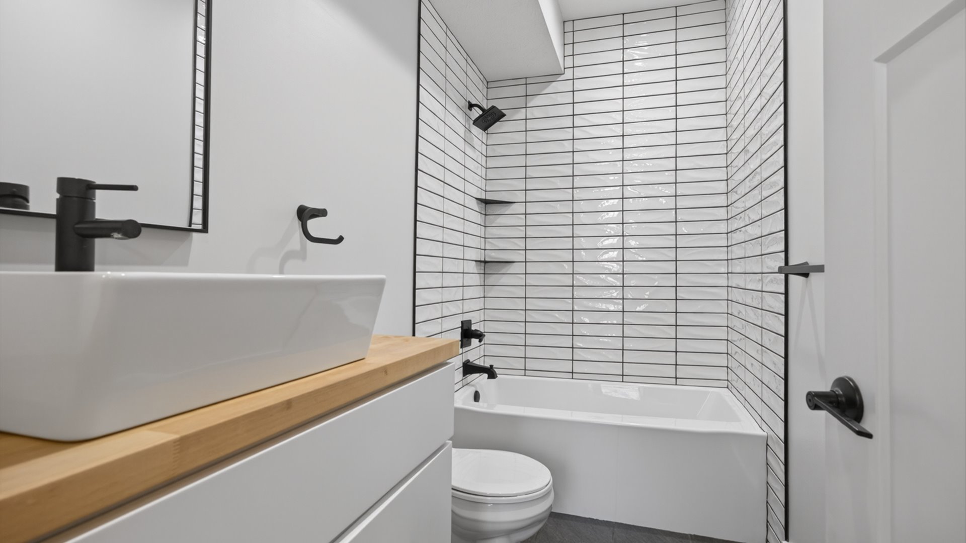 104 S Oak Street, Arrowsmith, IL 61722