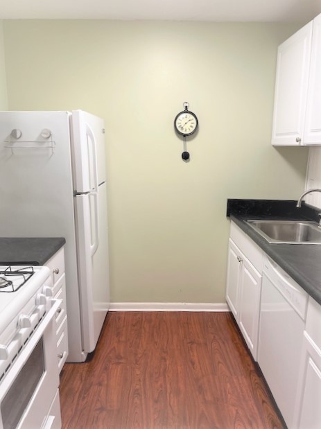 580 Mesa Drive #201, Hoffman Estates, IL 60169