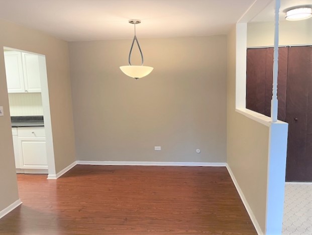 580 Mesa Drive #201, Hoffman Estates, IL 60169