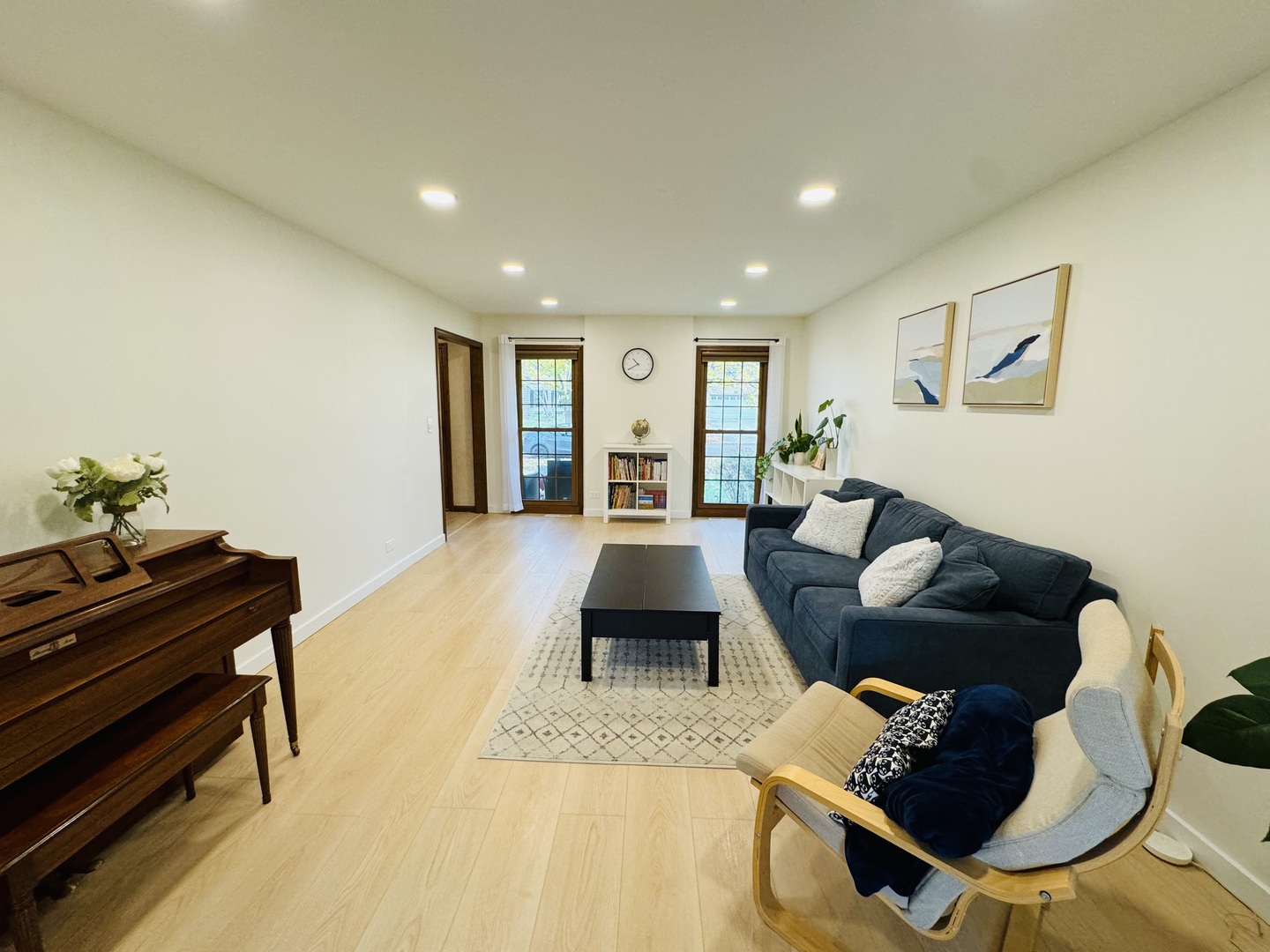 817 Huntleigh Drive, Naperville, IL 60540