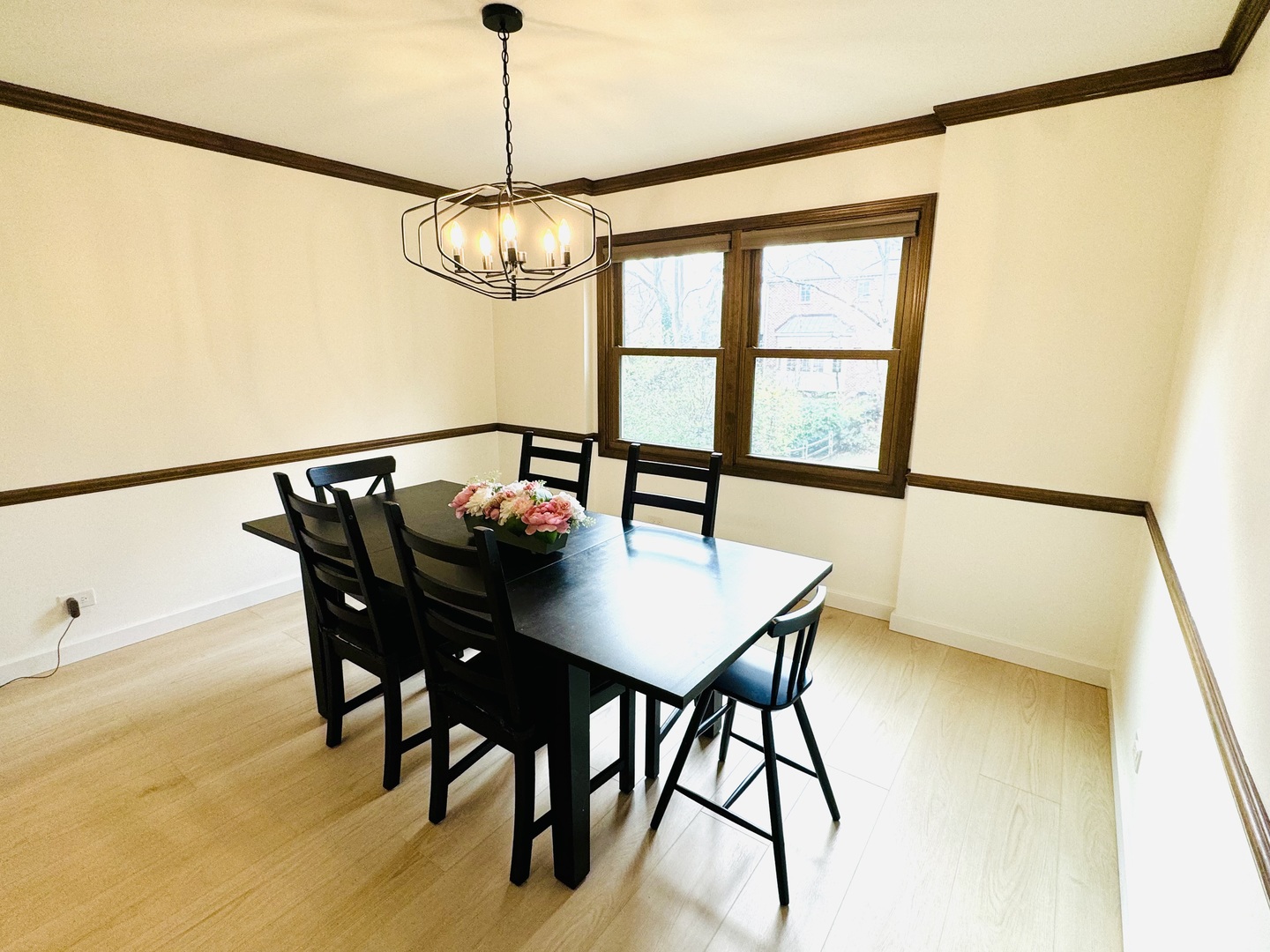 817 Huntleigh Drive, Naperville, IL 60540