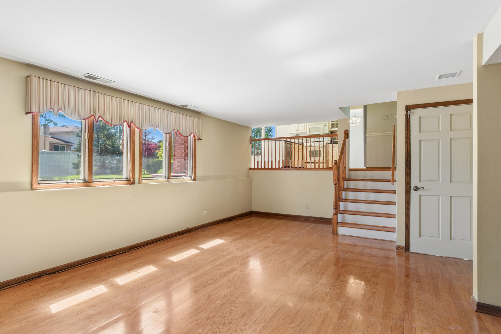 6257 157th Place, Oak Forest, IL 60452