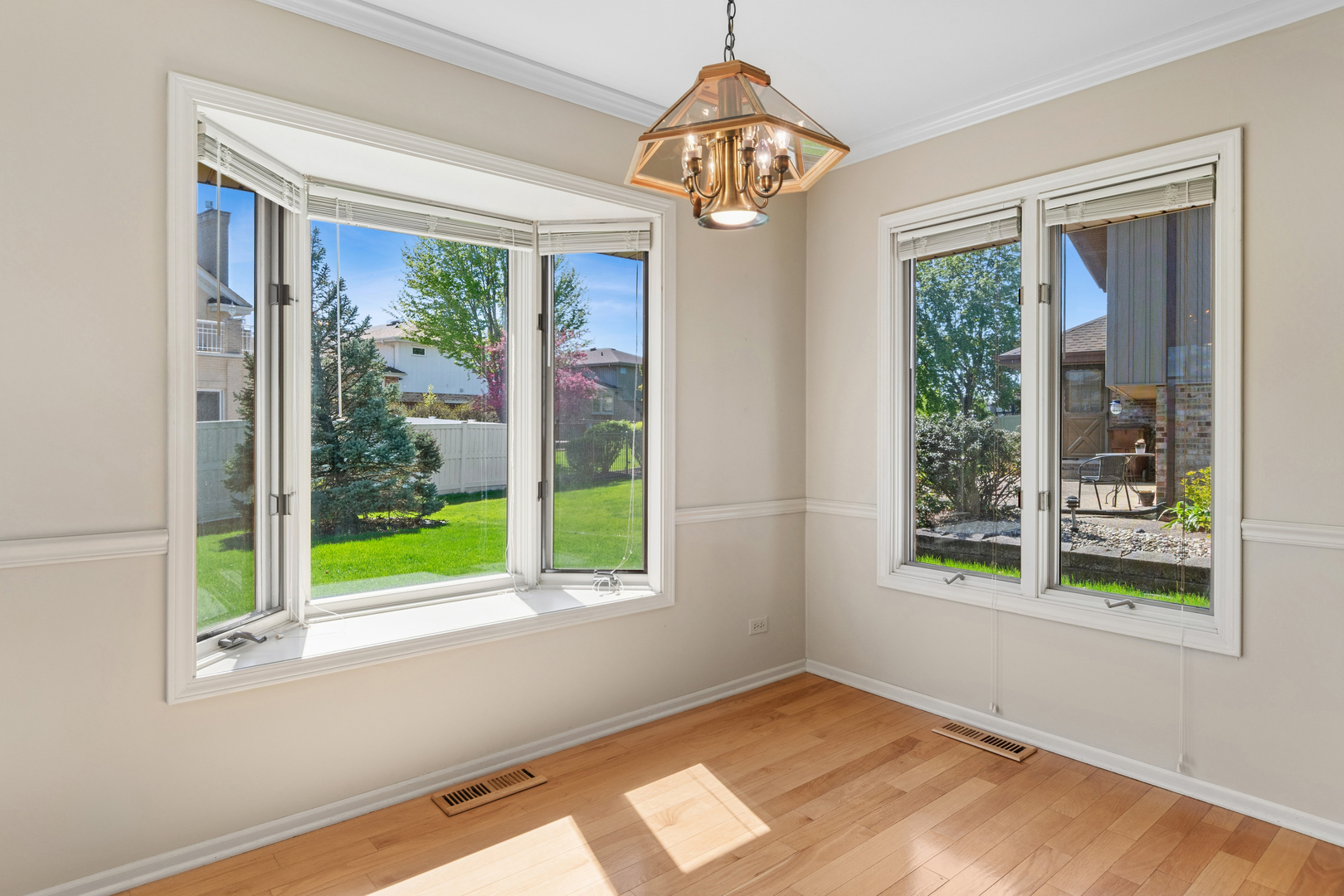 6257 157th Place, Oak Forest, IL 60452