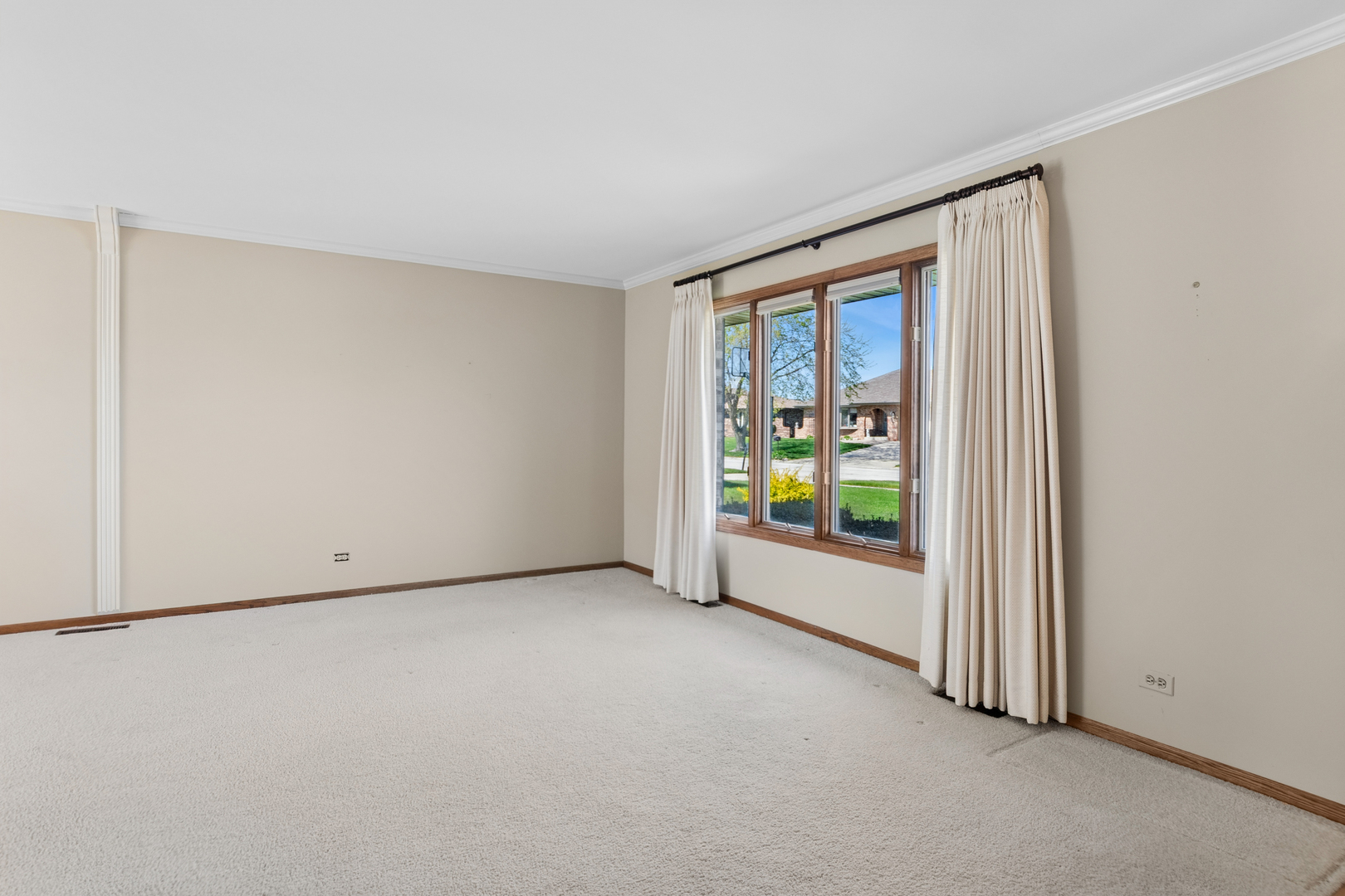 6257 157th Place, Oak Forest, IL 60452