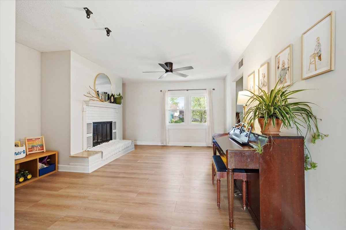 208 E Lincoln Street, Normal, IL 61761