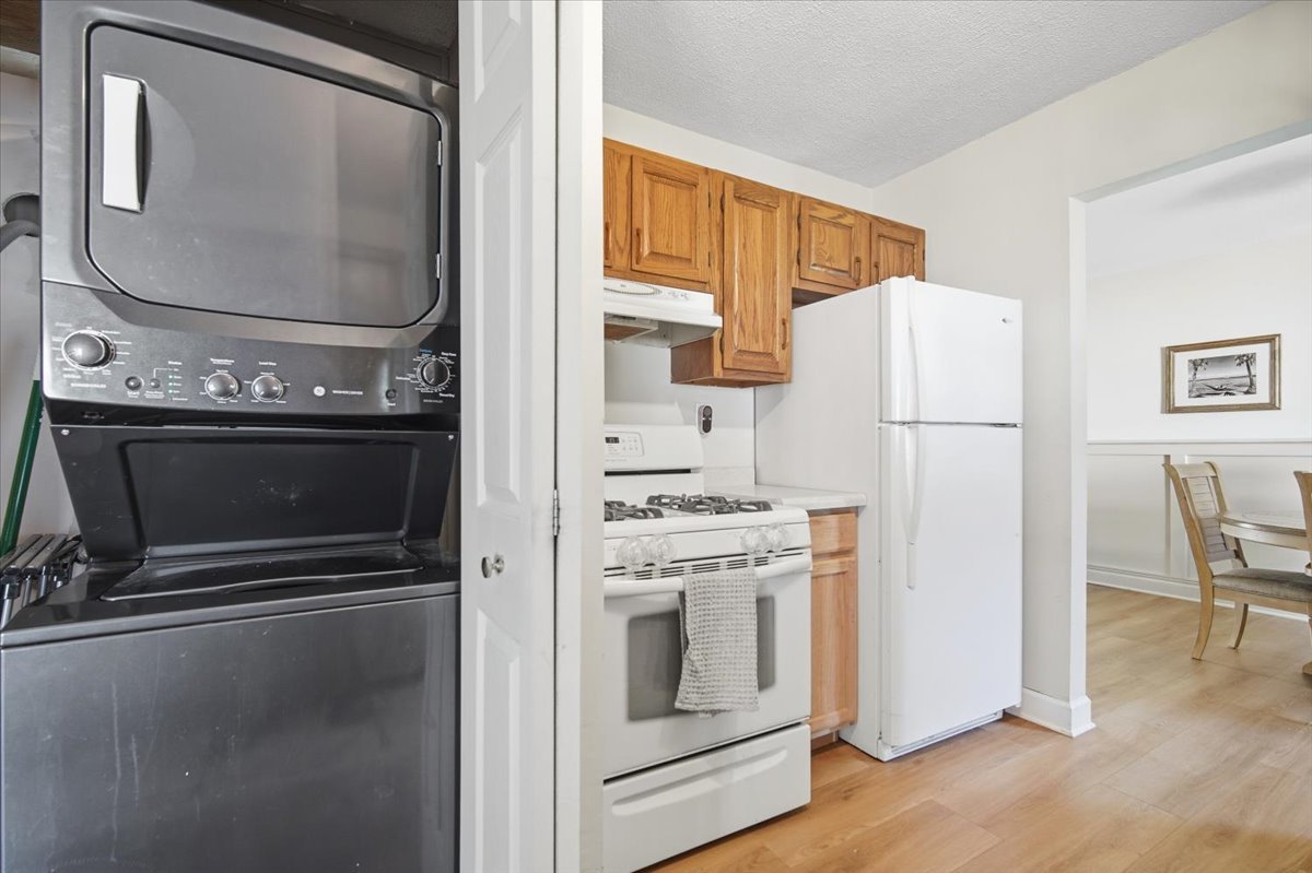 208 E Lincoln Street, Normal, IL 61761