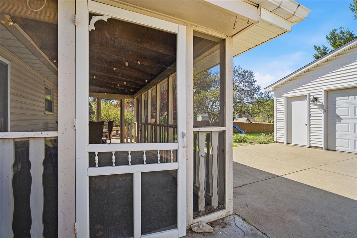 208 E Lincoln Street, Normal, IL 61761