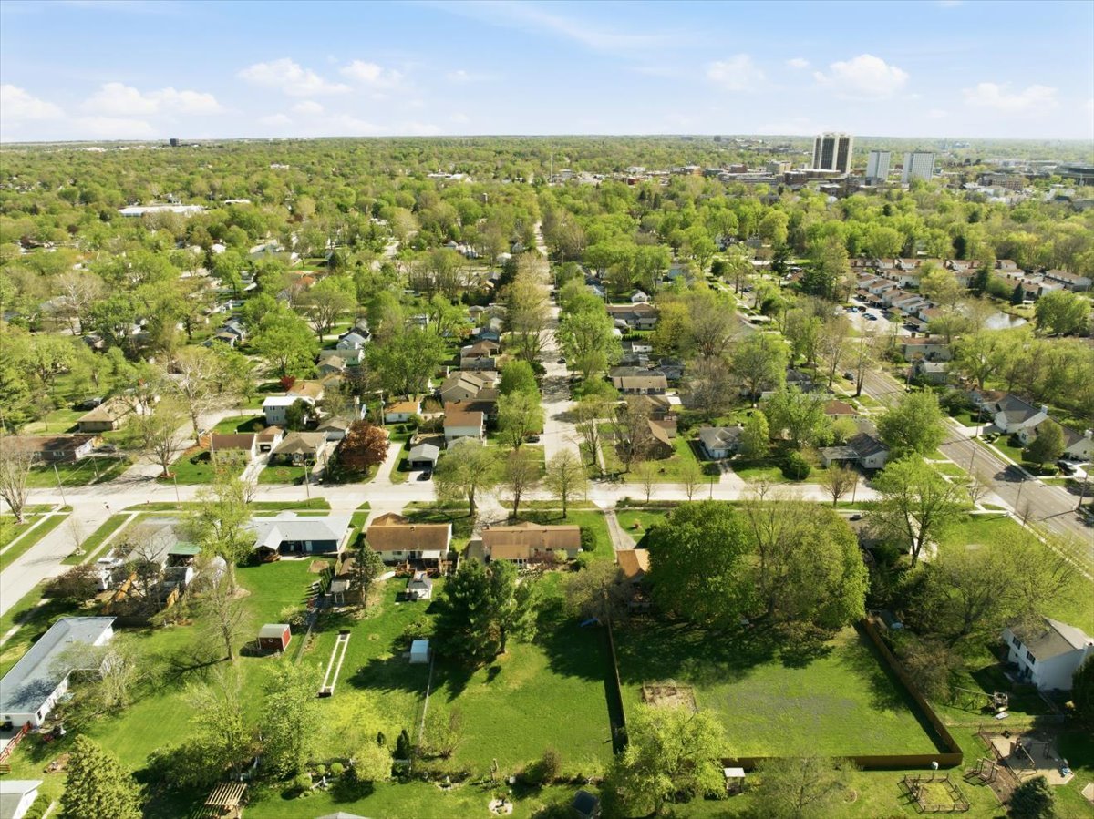 208 E Lincoln Street, Normal, IL 61761