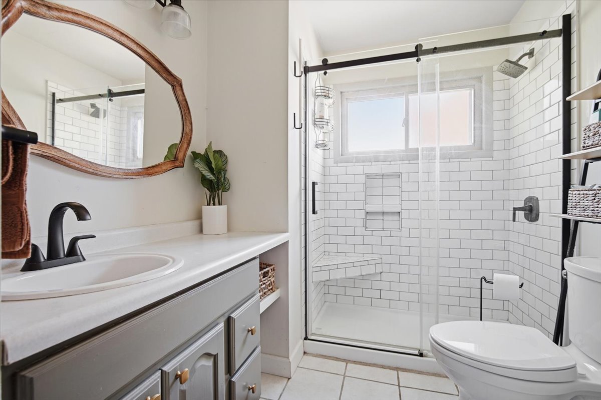 208 E Lincoln Street, Normal, IL 61761