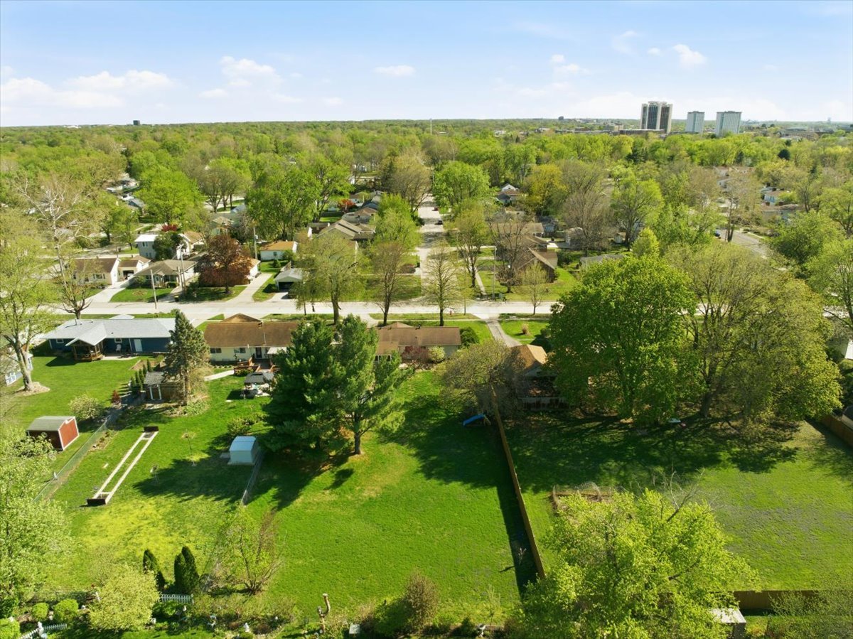 208 E Lincoln Street, Normal, IL 61761