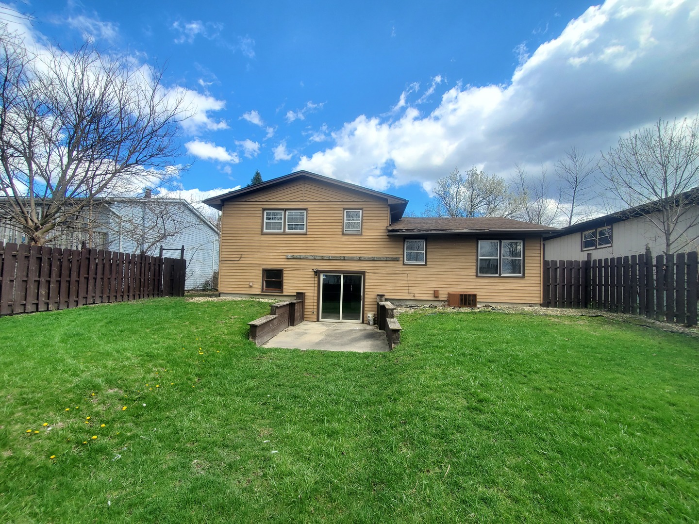 19812 Monterey Avenue, Lynwood, IL 60411